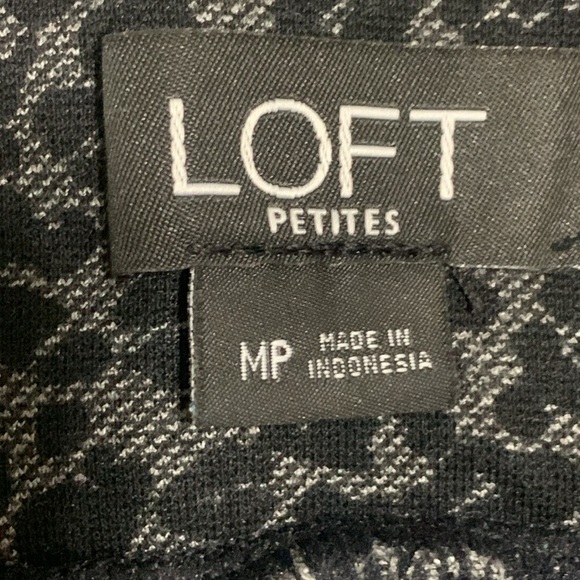 Women’s Loft Petites Cheetah Print Black/Gray Leggings Size MP EUC - Picture 5 of 6